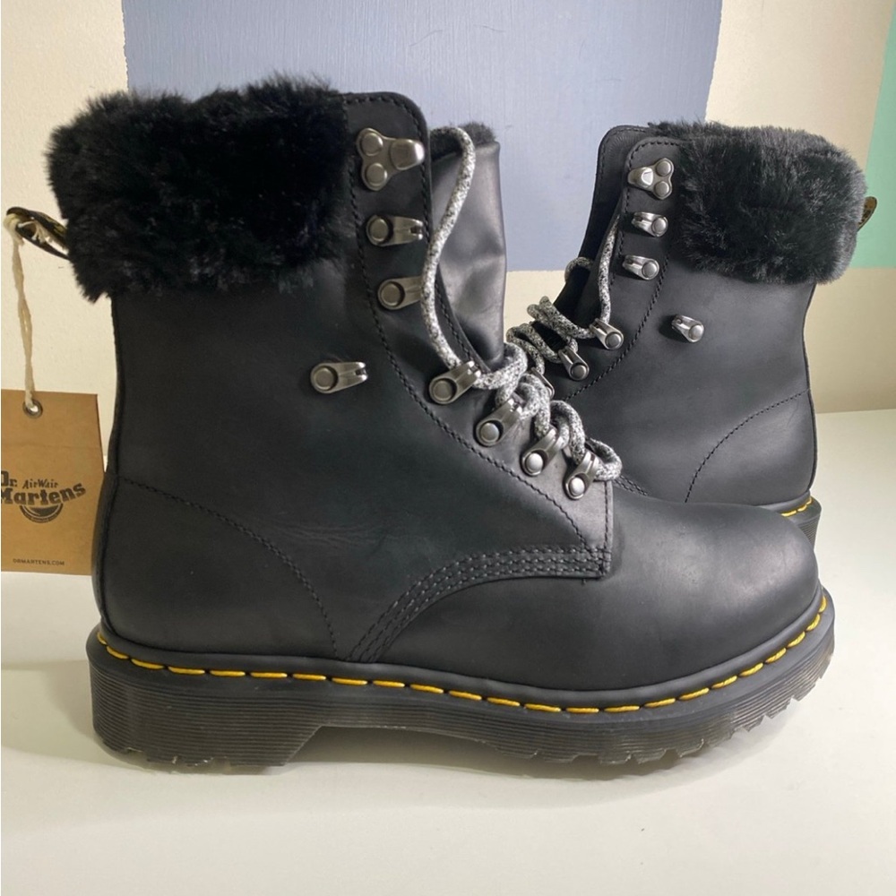 Doc Martens 1460 Serena Collar Boots